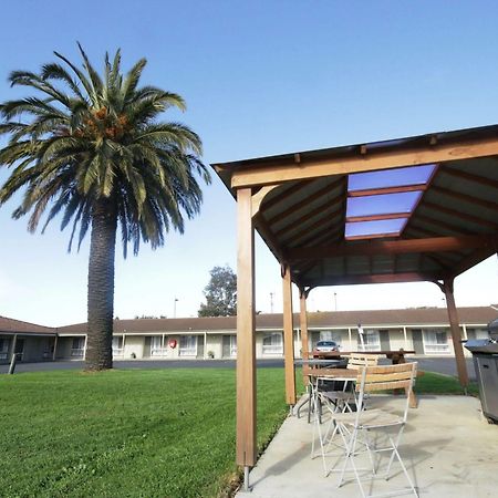 Golden Palms Motel Geelong Zewnętrze zdjęcie