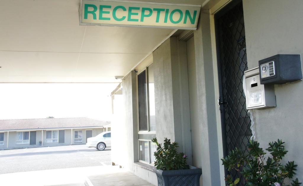 Golden Palms Motel Geelong Zewnętrze zdjęcie