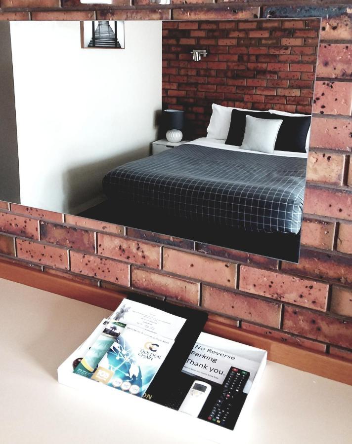 Golden Palms Motel Geelong Zewnętrze zdjęcie